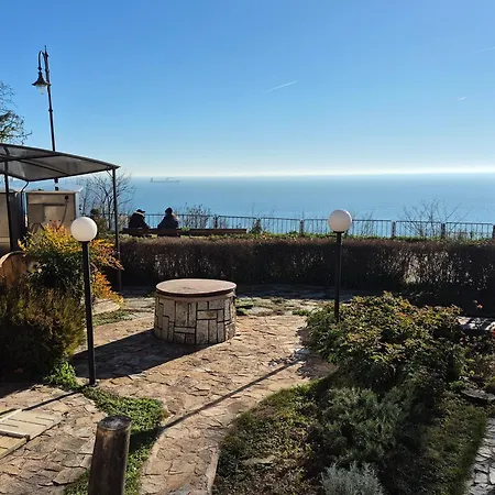 Complex Maxim - Sea View And Free Parking Gasthof Warna