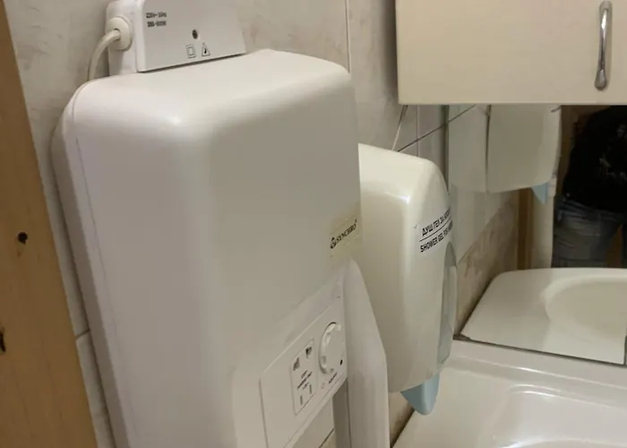 Complex Maxim - Sea View ゲストハウス