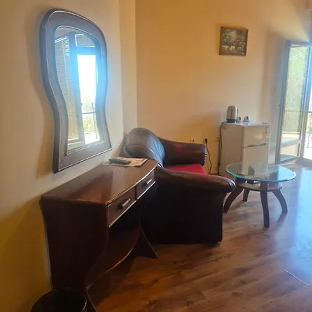 Complex Maxim - Sea View And Free Parking Pensjonat 3*