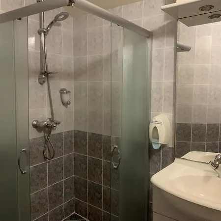 Complex Maxim - Sea View And Free Parking Pensjonat