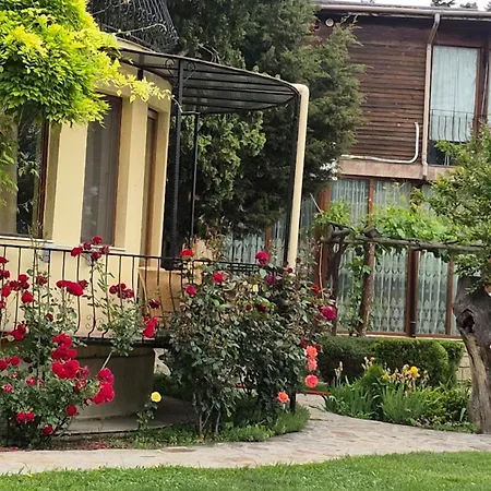 Complex Maxim - Sea View And Free Parking Pensjonat 3*