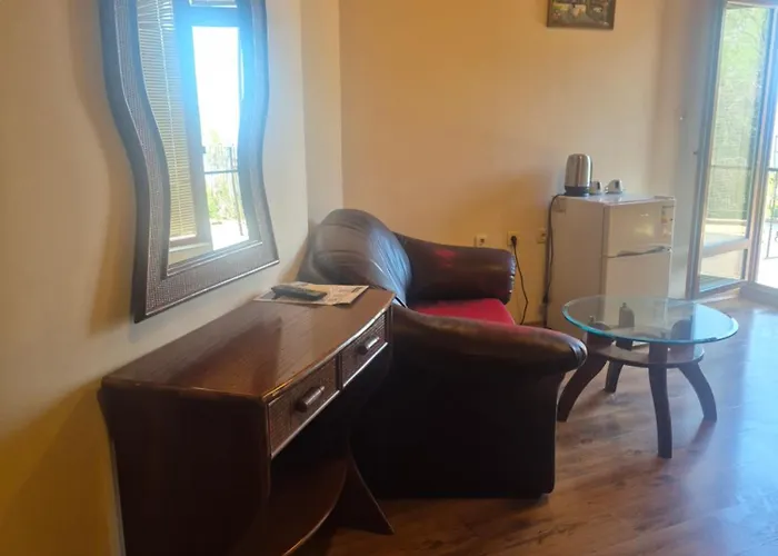 Complex Maxim - Sea View Konukevi 4*